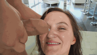 f3e7f2aa-9597-4842-b370-59be64eb84b4.gif
